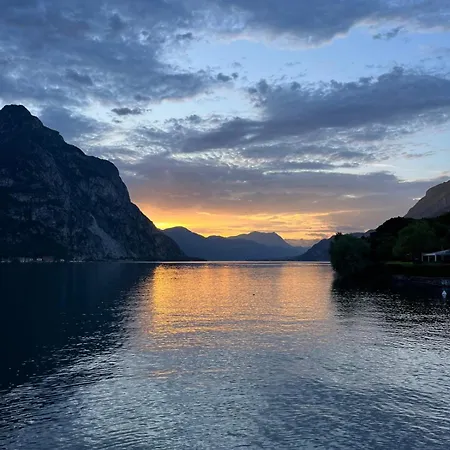 Center Apartment Lecco